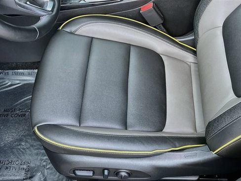 Used 2025 Chevrolet TrailBlazer ACTIV w/ Driver Confidence Package FWD image 18