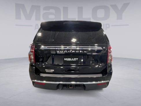 Used 2023 Chevrolet Suburban LS w/ Driver Alert Package image 4