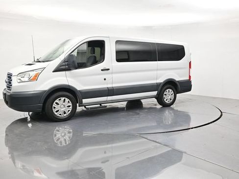 Used 2015 Ford Transit 150 XLT RWD image 6