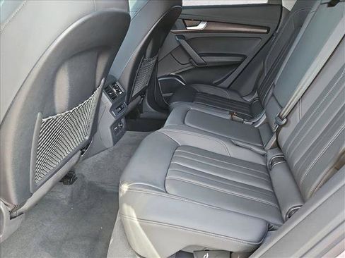 Used 2022 Audi Q5 2.0T Premium Plus image 18