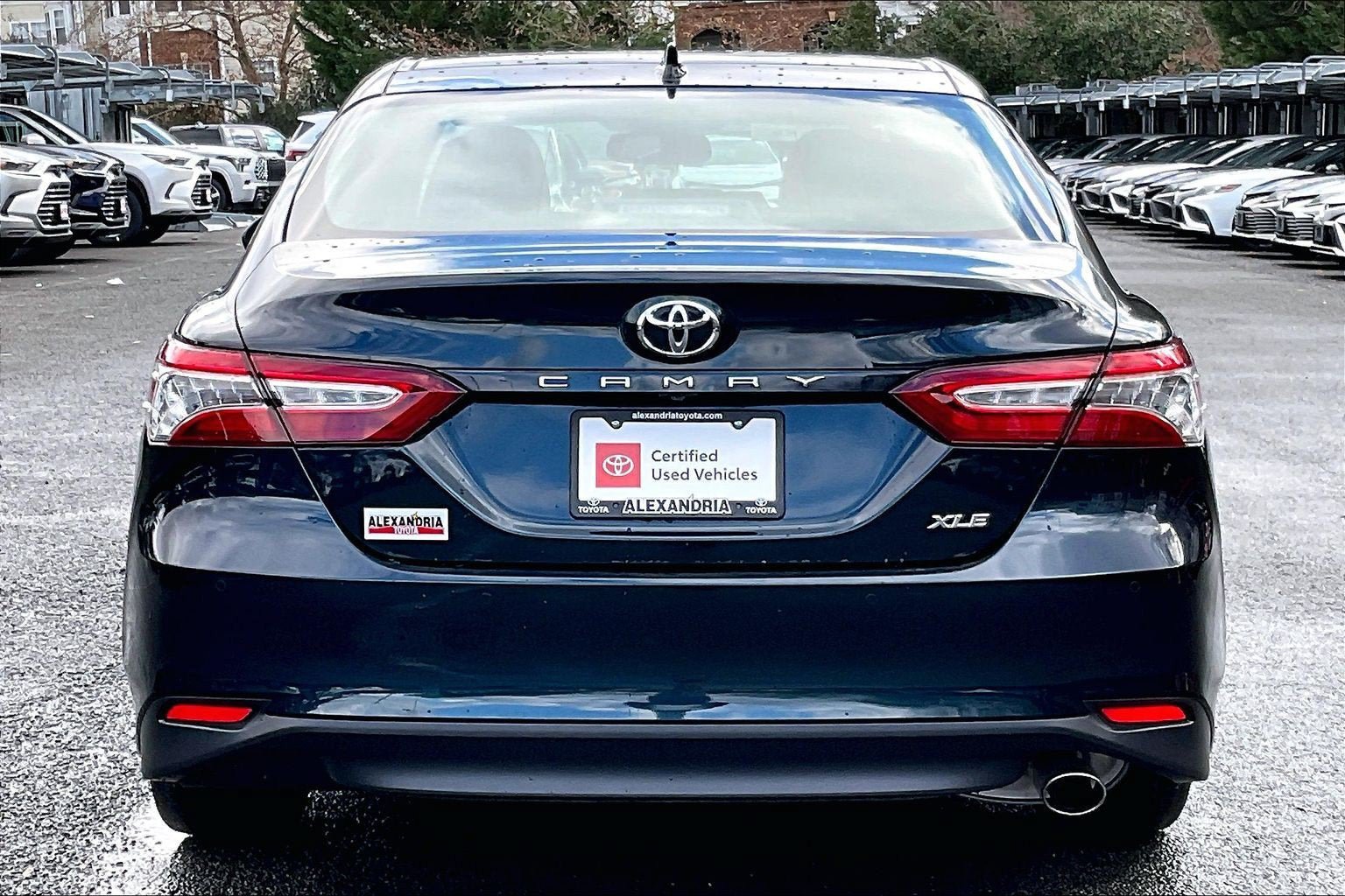 Used 2019 Toyota Camry XLE w/ Driver Assist Package FWD image 4