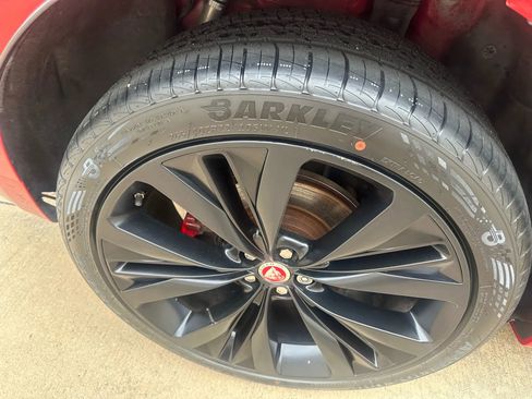 Used 2020 Jaguar F-PACE S image 9