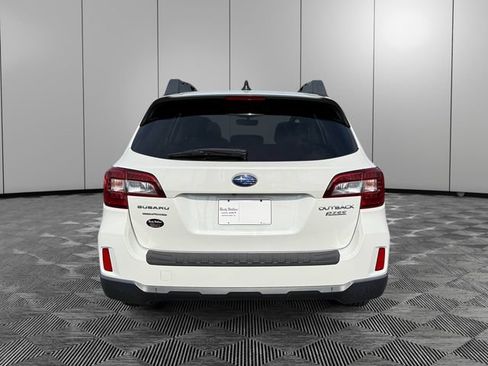 Used 2017 Subaru Outback 2.5i Premium AWD/4WD image 4