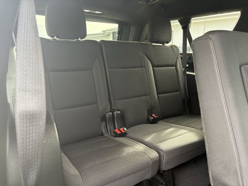 Used 2021 GMC Yukon XL SLE image 7