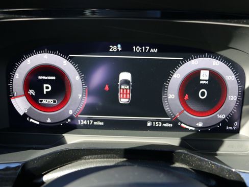 Used 2025 Nissan Pathfinder Platinum w/ Cargo Package image 35