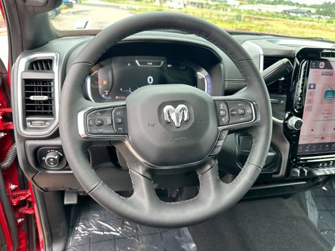 Used 2026 RAM 2500 Laramie AWD/4WD image 14