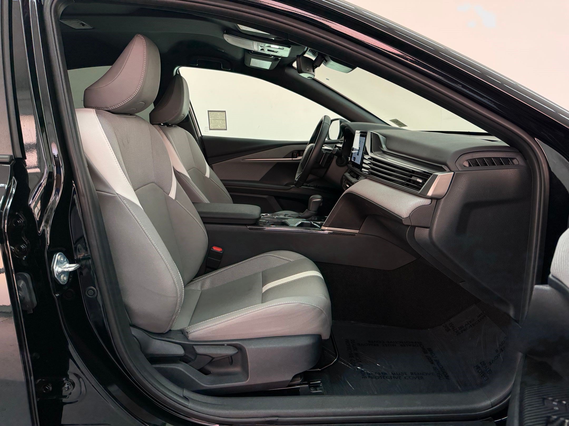 Used 2026 Toyota Camry SE w/ Convenience Package FWD image 22