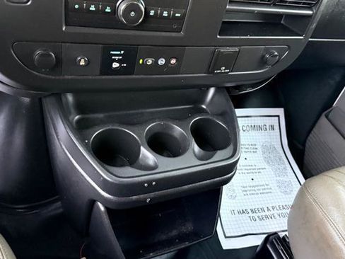 Used 2019 Chevrolet Express 3500 LS RWD image 15