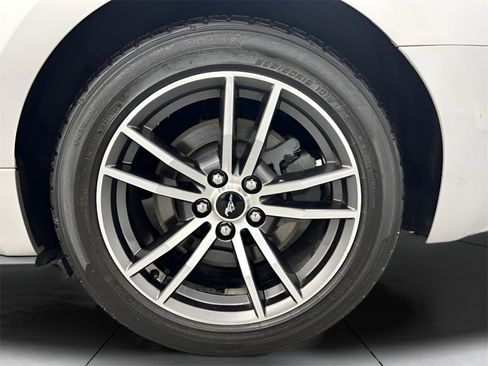 Used 2017 Ford Mustang GT image 21