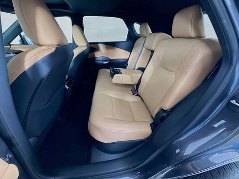 Used 2025 Lexus RX 350 Premium w/ Accessory Package (Z1) FWD image 26