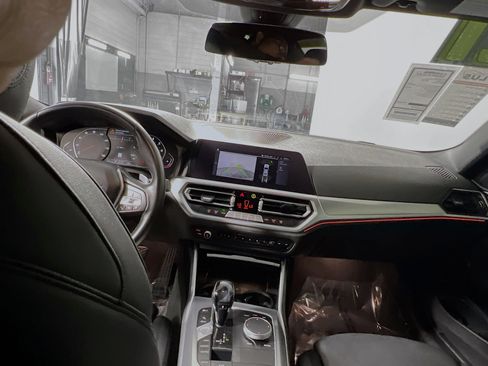 Used 2021 BMW 430i Coupe w/ Convenience Package image 30