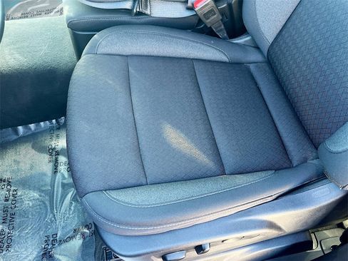 Used 2025 Chevrolet Silverado 1500 LT image 20