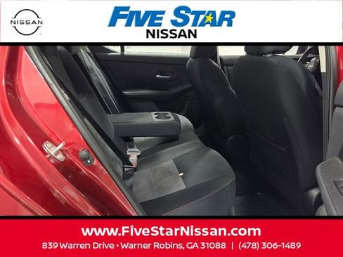 Used 2024 Nissan Sentra SR FWD image 14