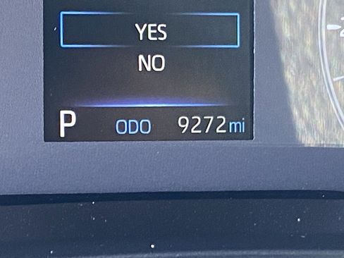Used 2025 Toyota Corolla SE FWD image 7