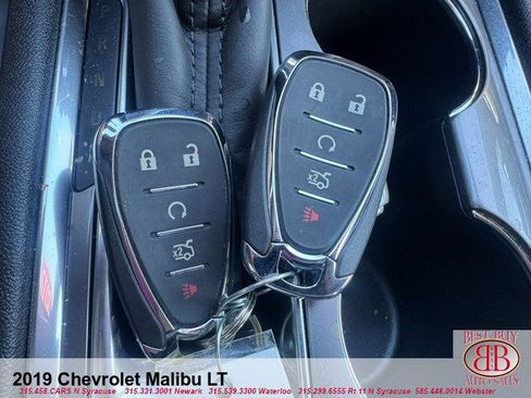Used 2019 Chevrolet Malibu LT image 15