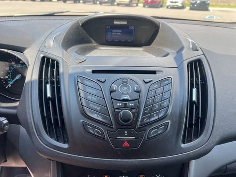 Used 2015 Ford Escape SE image 24