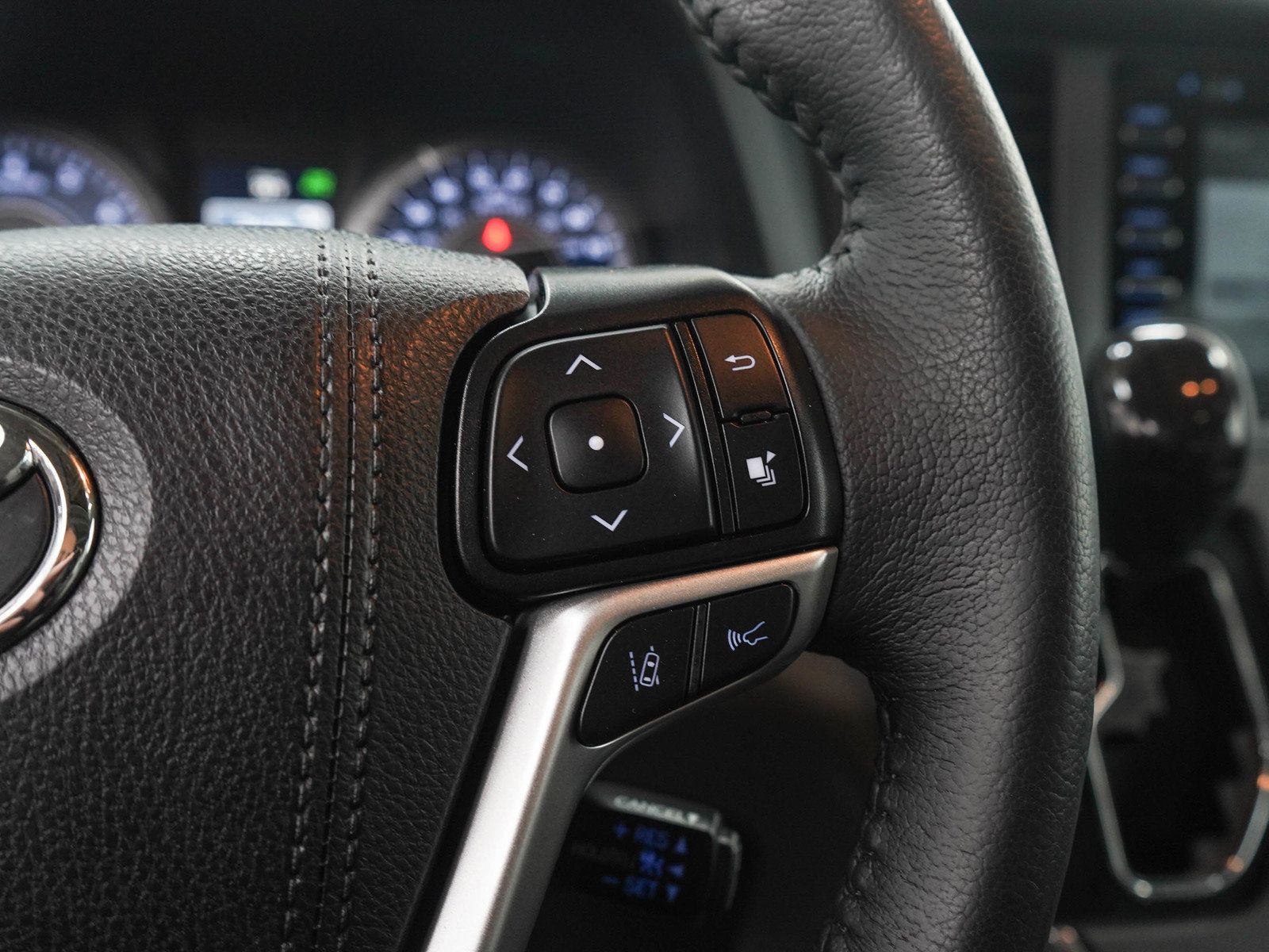 Used 2019 Toyota Sienna XLE Premium w/ Outdoor Package AWD/4WD image 28