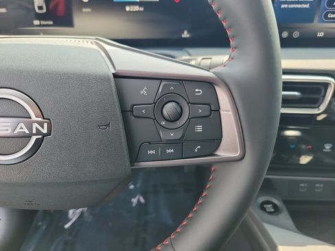 New 2026 Nissan Sentra SR FWD image 22