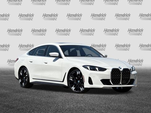 New 2026 BMW 430i w/ Premium Package RWD image 2