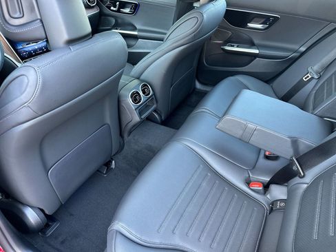 New 2025 Mercedes-Benz C 300 4MATIC Sedan image 12