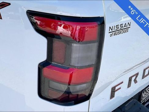 Used 2024 Nissan Frontier PRO-4X w/ Technology Package AWD/4WD image 22