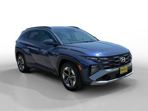 Used 2025 Hyundai Tucson SEL FWD image 7