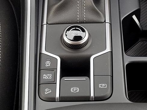 New 2026 Kia Sorento LX FWD image 18