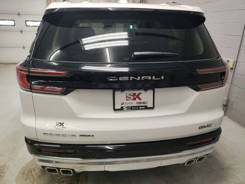 New 2026 GMC Acadia Denali w/ Super Cruise Package image 23