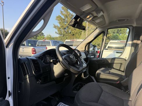 Used 2023 RAM ProMaster 2500 w/ Interior LED Lighting Group FWD image 6