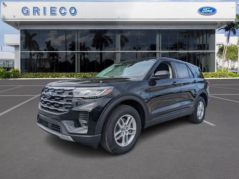 New 2026 Ford Explorer Active image 4