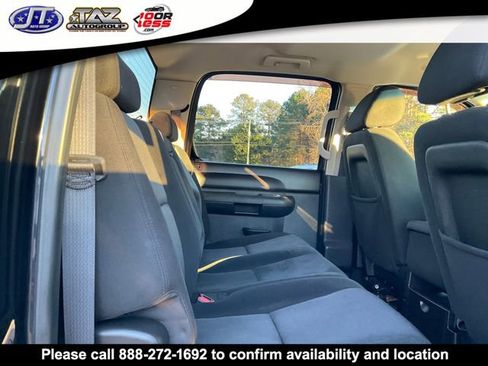 Used 2011 GMC Sierra 2500 SLE w/ SLE Preferred Package image 11