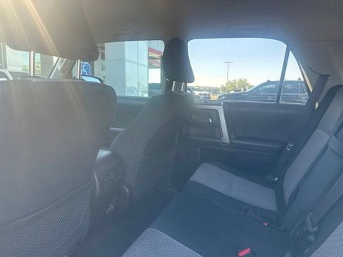 Used 2020 Toyota 4Runner SR5 AWD/4WD image 7
