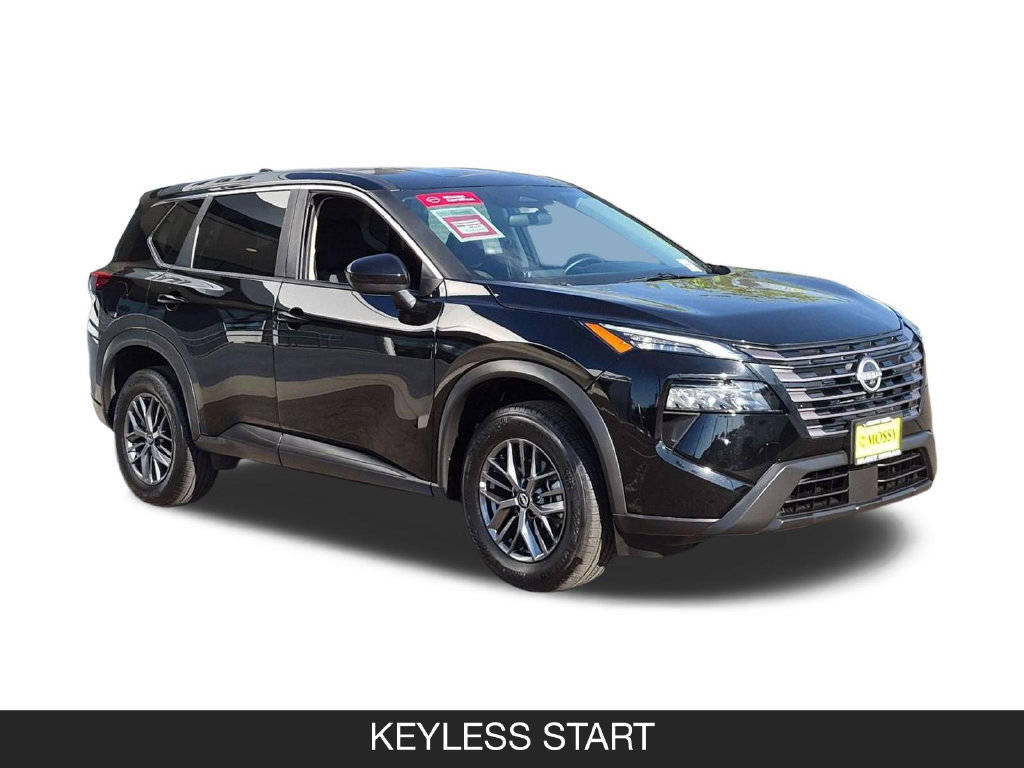 Certified 2026 Nissan Rogue SV FWD image 2
