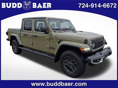 Used 2025 Jeep Gladiator Sport