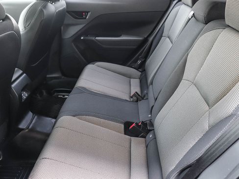Used 2024 Subaru Crosstrek 2.0i Premium w/ Crosstrek Mirror Package AWD/4WD image 21