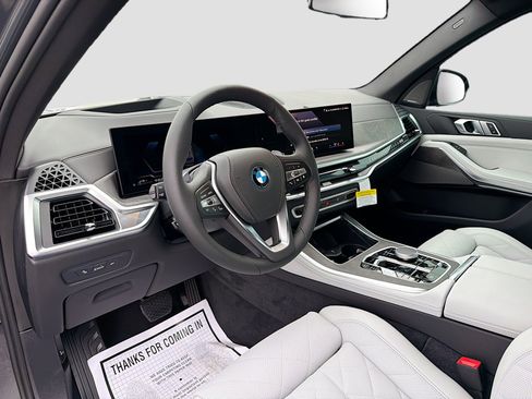 New 2026 BMW X5 xDrive50e image 27