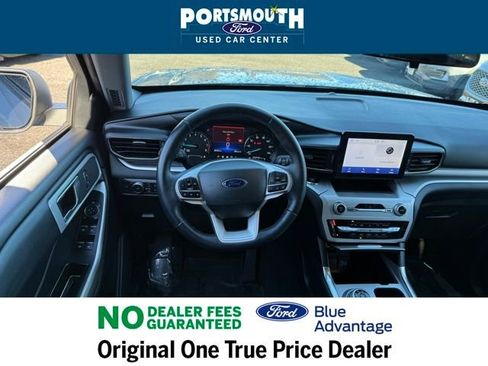 Certified 2022 Ford Explorer XLT w/ Equipment Group 202A image 7