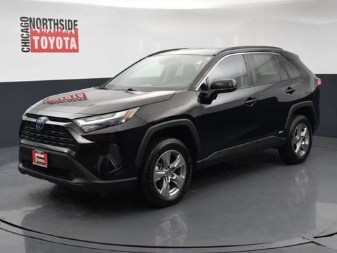 Used 2023 Toyota RAV4 LE AWD/4WD image 8