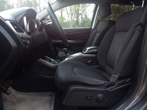 Used 2015 Dodge Journey SXT w/ Flexible Seating Group AWD/4WD image 13
