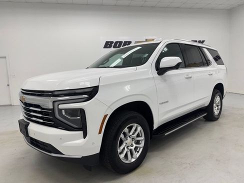 Used 2025 Chevrolet Tahoe LT AWD/4WD image 1