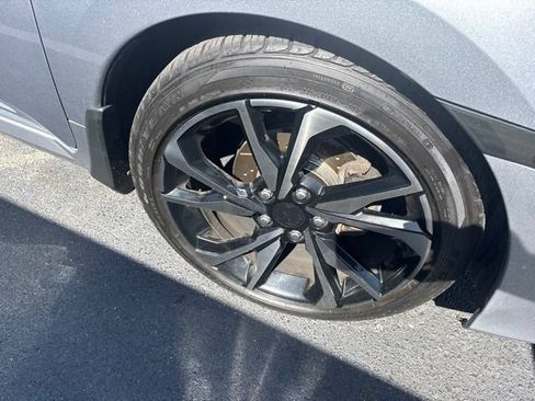 Used 2017 Honda Civic LX image 4