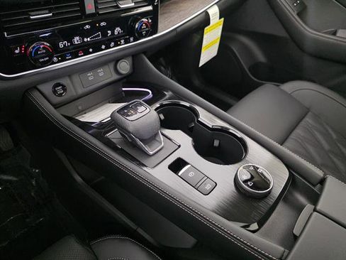 New 2026 Nissan Rogue Platinum image 38