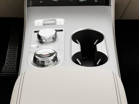 New 2026 Genesis GV70 2.5T Select AWD/4WD image 25