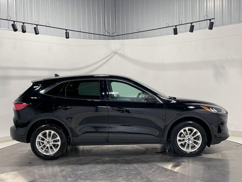 Used 2022 Ford Escape SE w/ Convenience Package AWD/4WD image 10