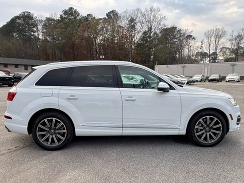 Used 2017 Audi Q7 3.0T Prestige image 8