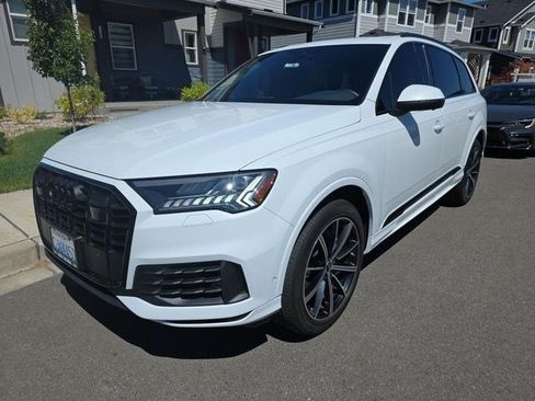Used 2023 Audi Q7 3.0T Premium Plus w/ Premium Plus Package AWD/4WD image 2