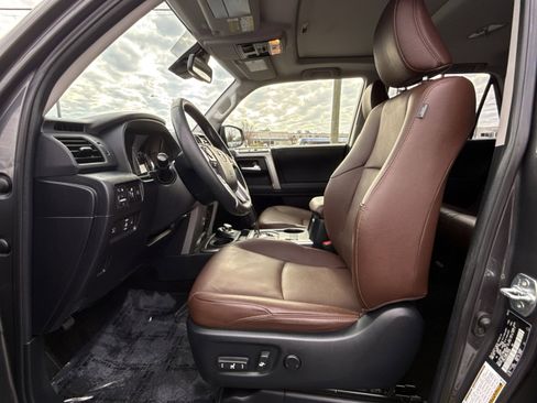 Used 2023 Toyota 4Runner Limited image 13