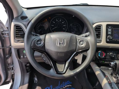 Used 2019 Honda HR-V LX image 12