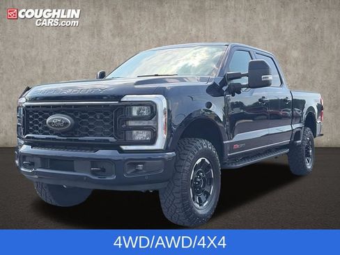 Used 2025 Ford F250 Lariat w/ Lariat Ultimate Package AWD/4WD image 4