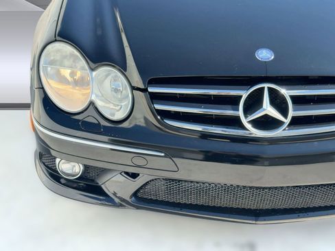 Used 2008 Mercedes-Benz CLK 550 Cabriolet image 11